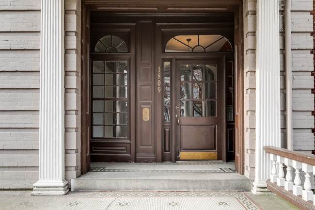 Another View of Entry - 1809 Park Ave