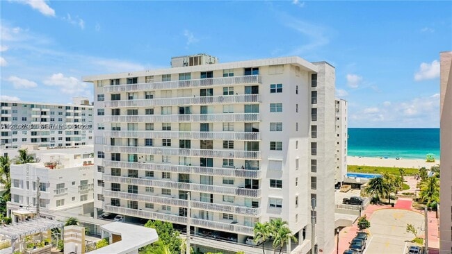 Building Photo - 401 Ocean Dr