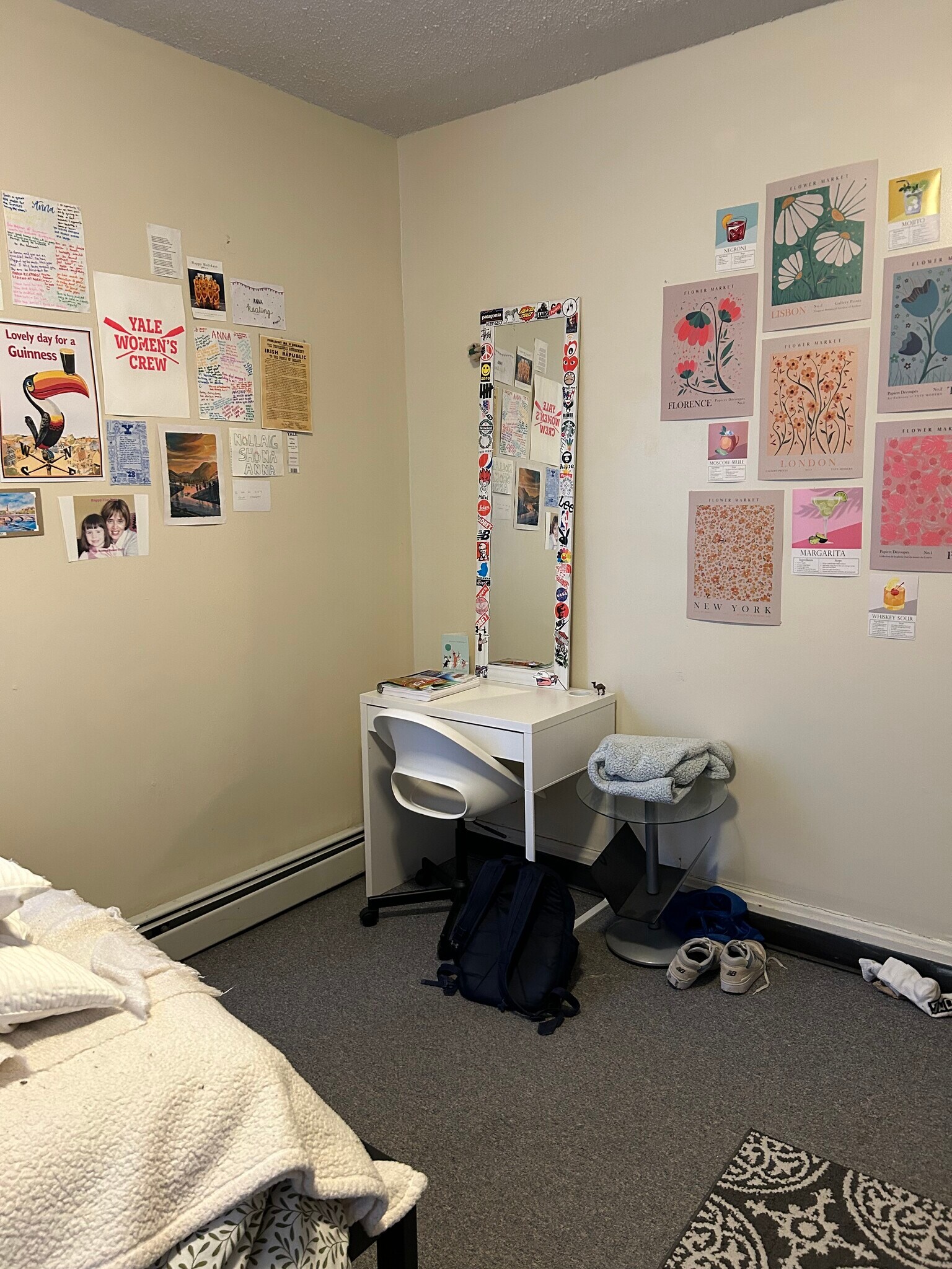 Building Photo - 65 Lake Pl