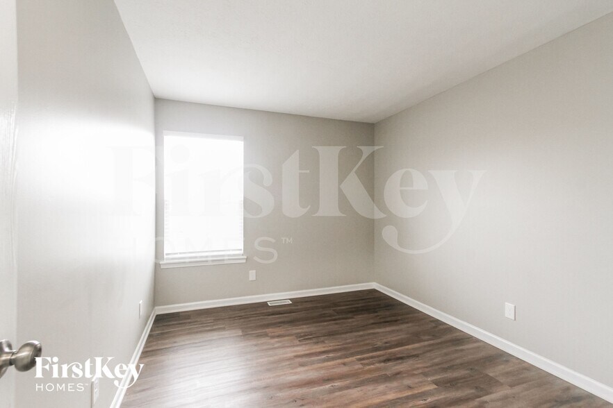 Building Photo - 5722 Brobeck Ct