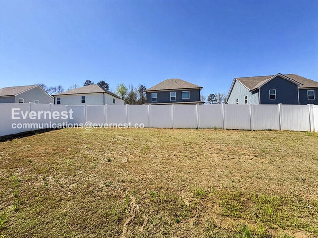 Building Photo - 322 Bertha Honey Stewart Dr