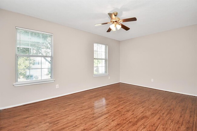 Building Photo - 4546 Newhope Terrace Ln