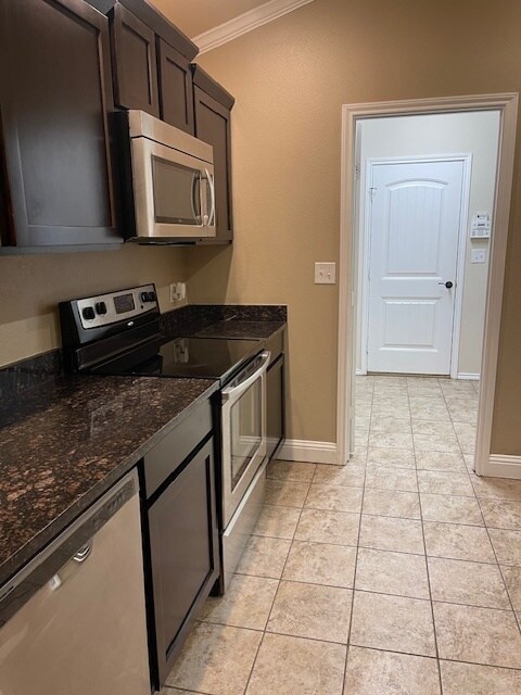 Building Photo - 6906 90th St