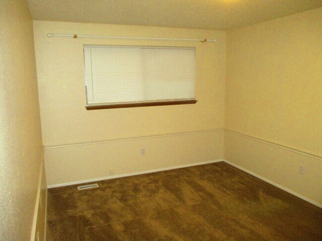 Building Photo - Beautiful 3 Bed 2 Bath home in South Hill Puyallup