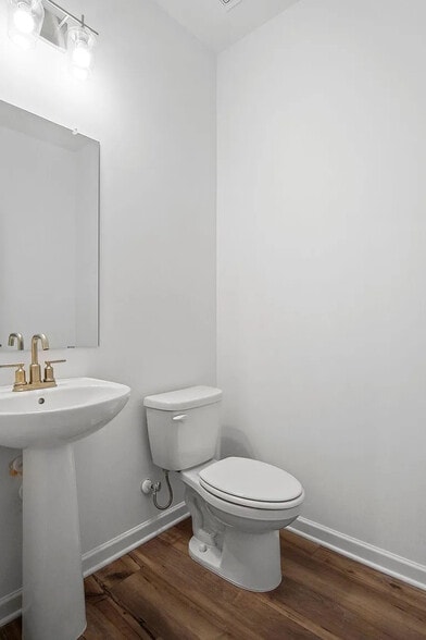 Building Photo - Room in House on Starmoss Ln