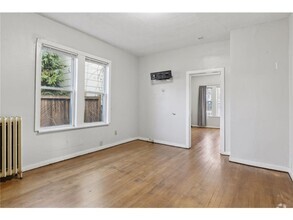 Building Photo - 778 Winslow Ave