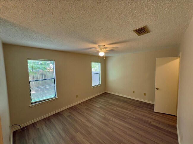 Building Photo - 2618 Alcott Ln