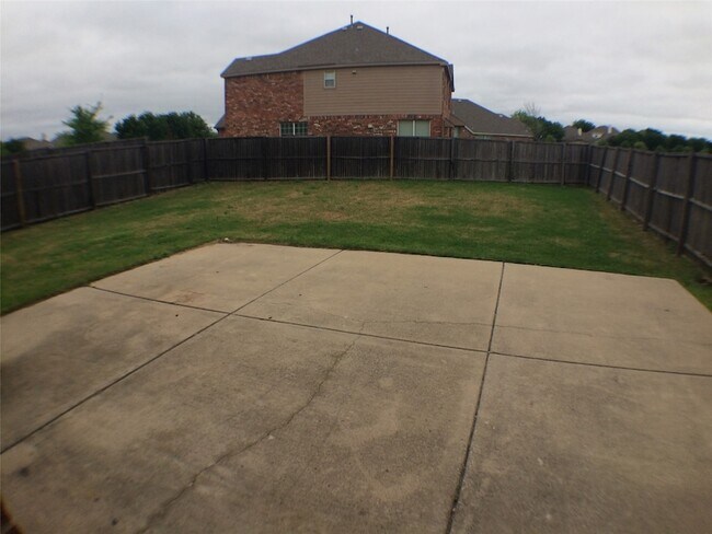 Building Photo - 2509 Nueces Cove