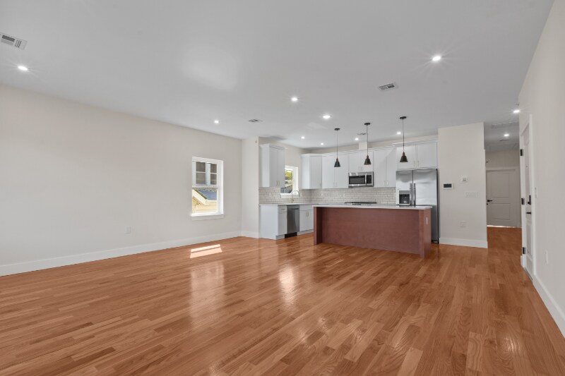 Building Photo - 50 Bock Ave