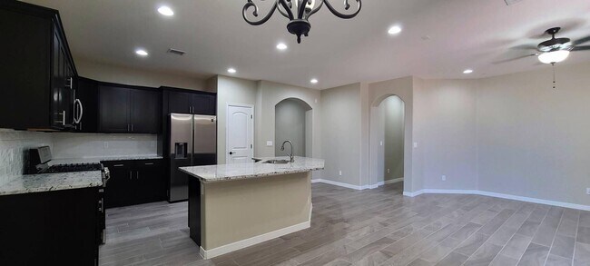 Building Photo - 3540 Essence St