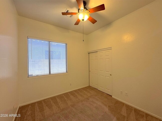 Building Photo - 3013 W Glenhaven Dr