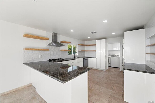 Building Photo - 32371 Caribbean Dr