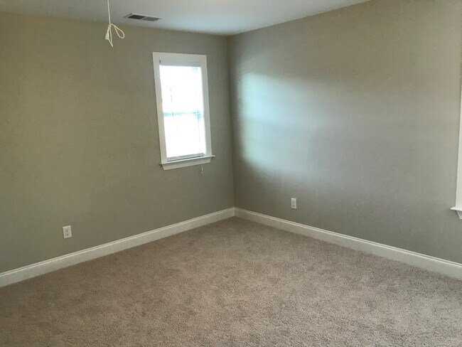 Building Photo - 850 Longleaf Pine Pl