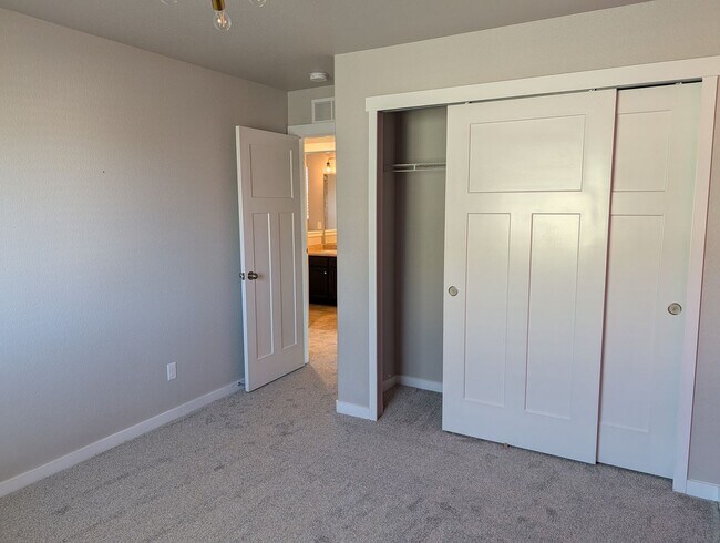 Building Photo - 7709 Camille Ct