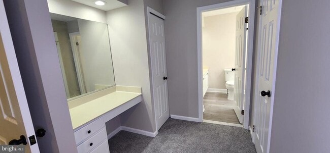 Building Photo - 3145 Elmmede Rd