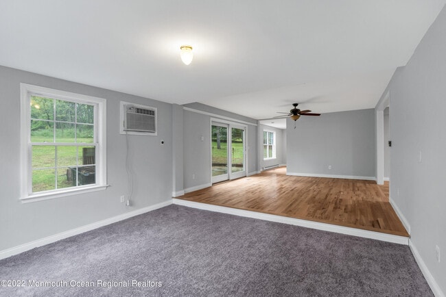 Building Photo - 5 Dugans Ln