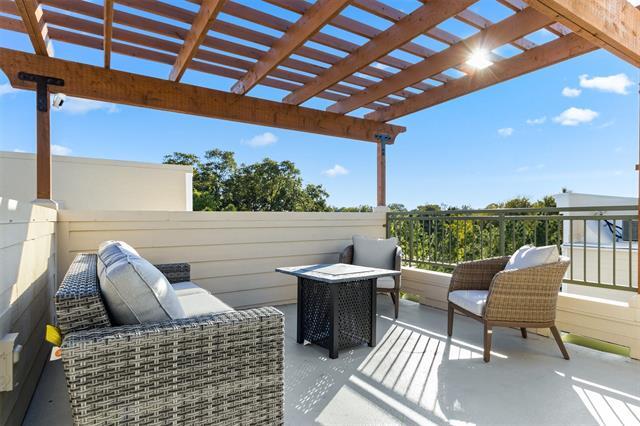 Building Photo - 1207 Beaconsfield Lane