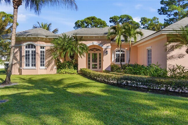 Building Photo - 12012 SE Laurel Ln