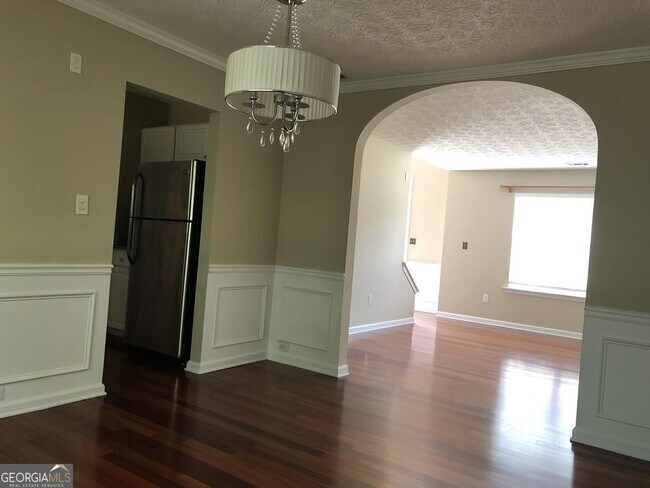 Building Photo - 1351 Pinebreeze Ct