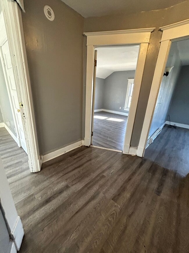 Building Photo - 121 W Indiana Ave