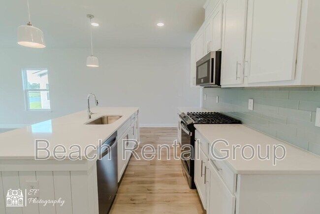 Building Photo - 1863 Villena Dr