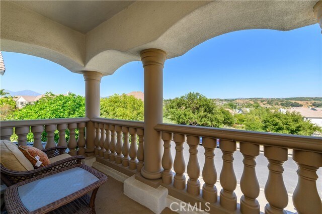 Building Photo - 21 Bent Oak