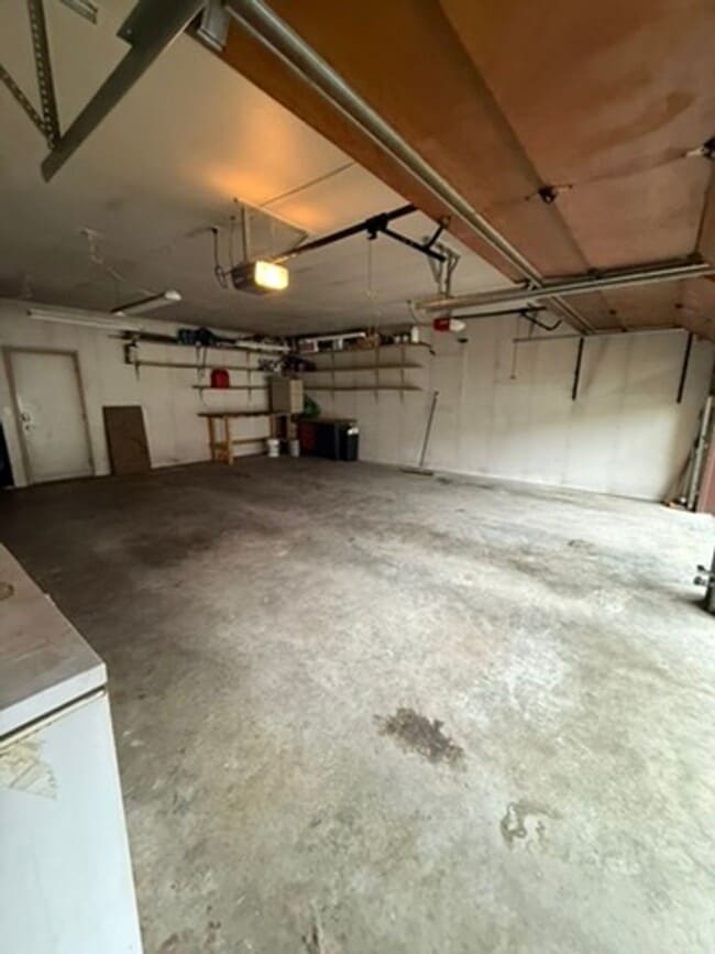 Building Photo - 3074 Timberbrook Dr