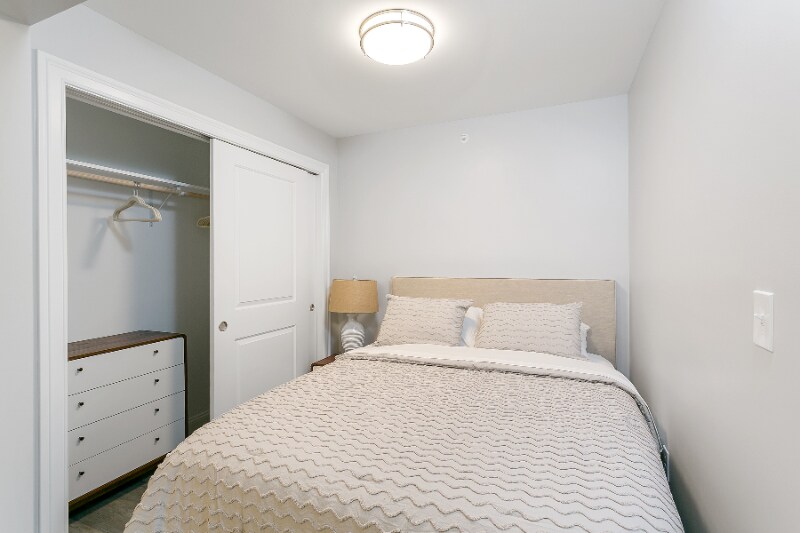 Building Photo - 1645 Black Rock Tpke