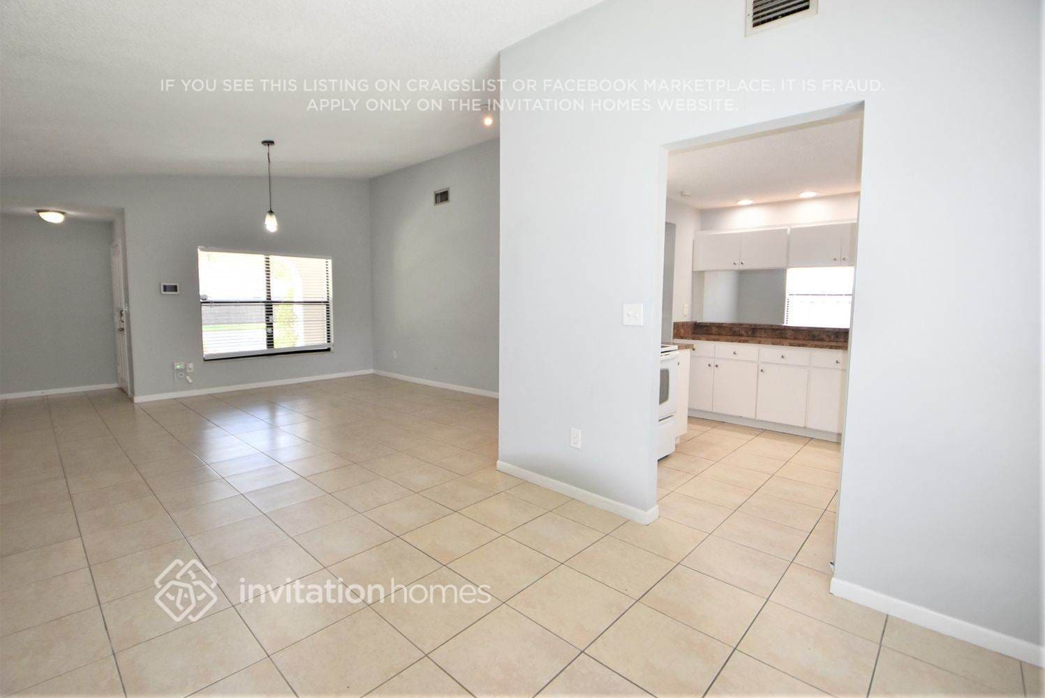 Building Photo - 11521 SW 52nd St