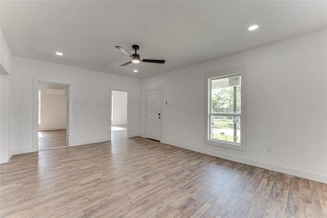 Building Photo - 1613 Jones St