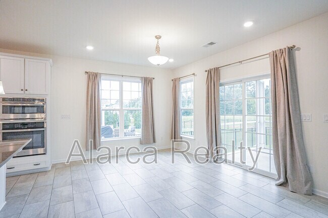Building Photo - 12824 Hindcross Dr