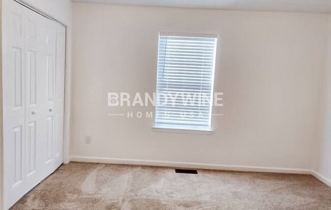 Building Photo - 431 Churchill Ct