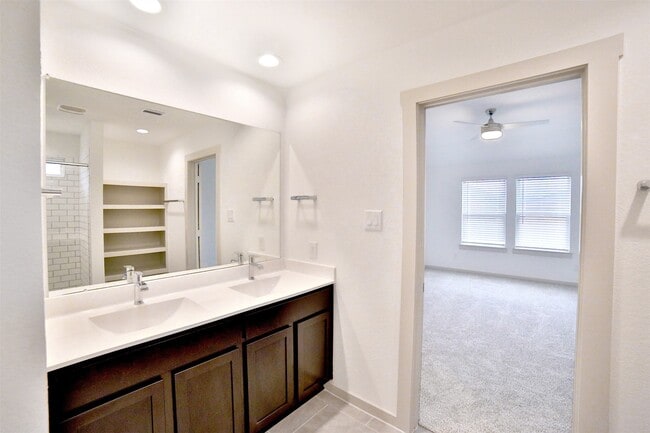 Building Photo - 29423 Paytons Park Ct