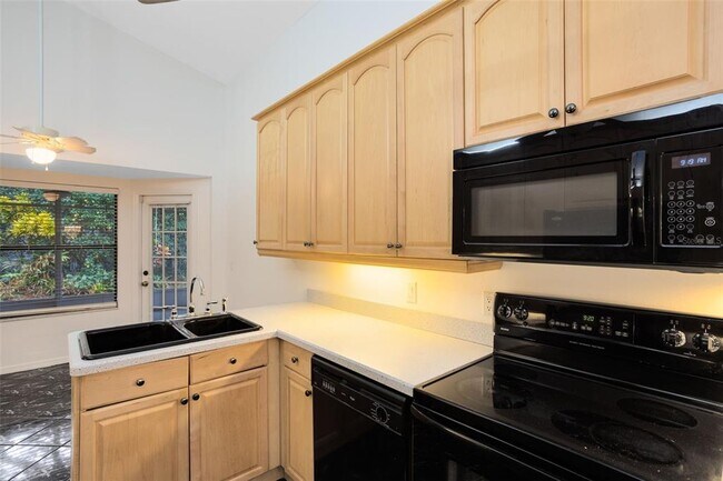 Building Photo - 3007 Ash Park Point