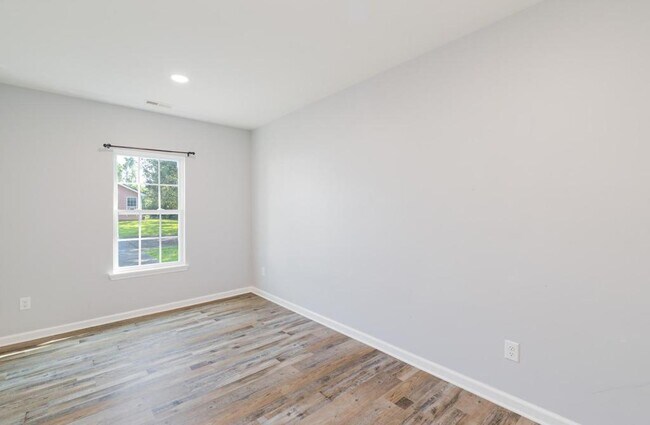 Building Photo - 9608 Waycross Cir