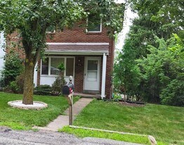 Building Photo - 551 Cumberland Rd