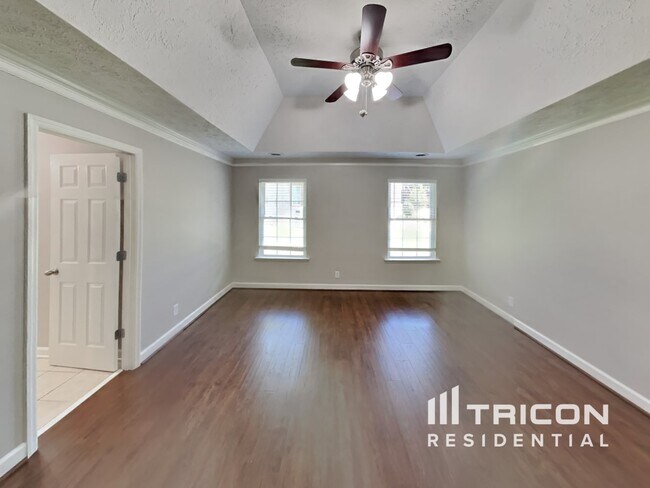 Building Photo - 419 Fieldstone Dr