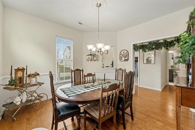 Building Photo - 230 Cameron St