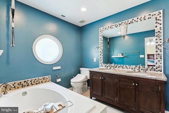 Building Photo - 3814 Woodlawn Ct