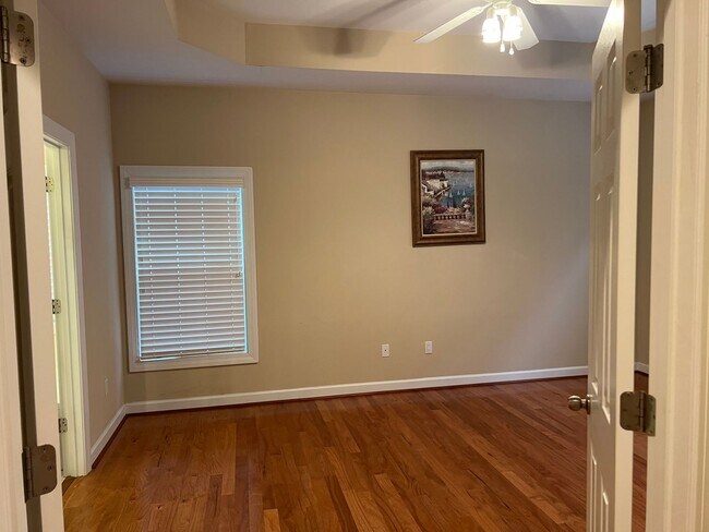 Building Photo - Baynard Park