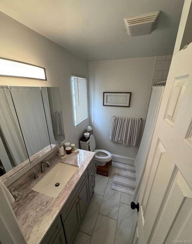 Building Photo - 518 E Penn St