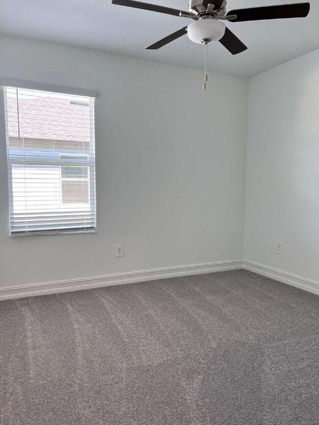 Building Photo - 7016 119th Ct E