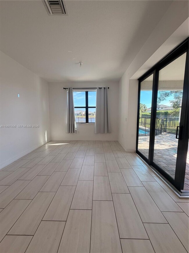 Building Photo - 5026 Piaffe Dr