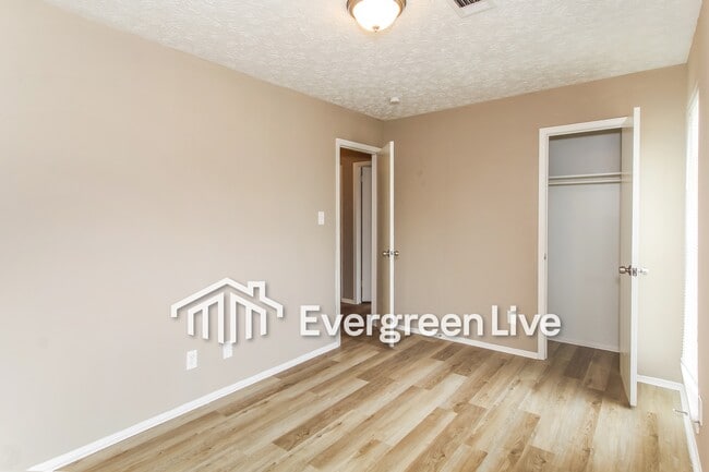 Building Photo - 4201 Spring Park Ct