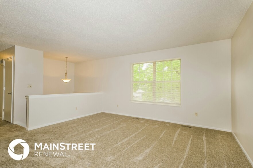 Building Photo - 3854 Jeff Dr