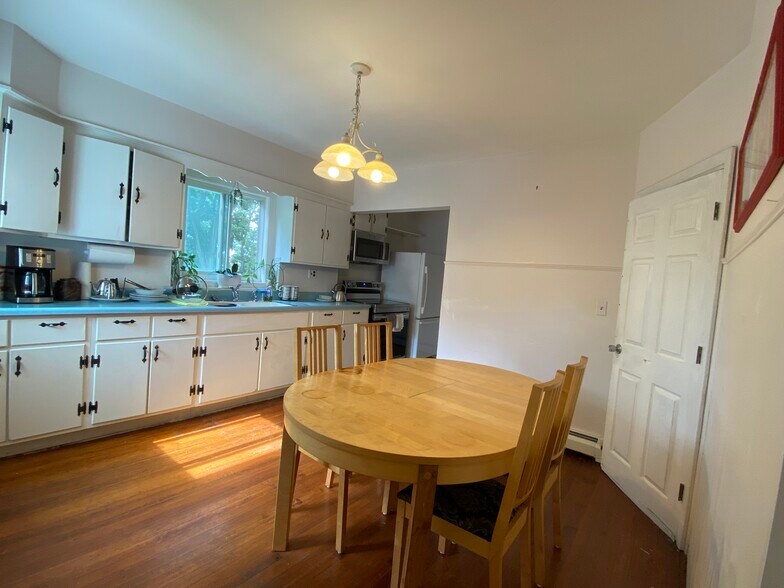 Dining in kitchen - 21 Royall St