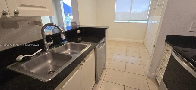 Building Photo - 21000 SW 87th Ave