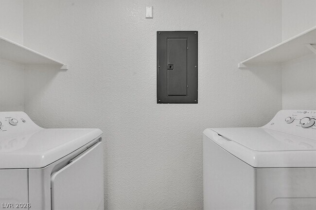 Building Photo - 8777 W Maule Ave