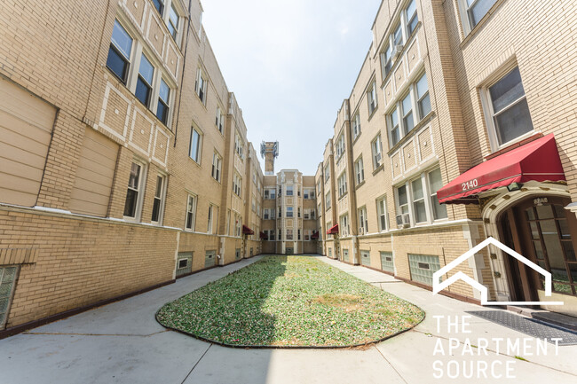 Building Photo - 2148 Gunderson Ave