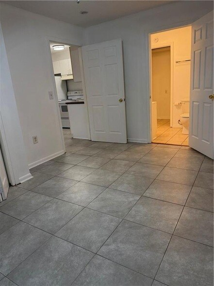 Building Photo - 200 Houma Blvd